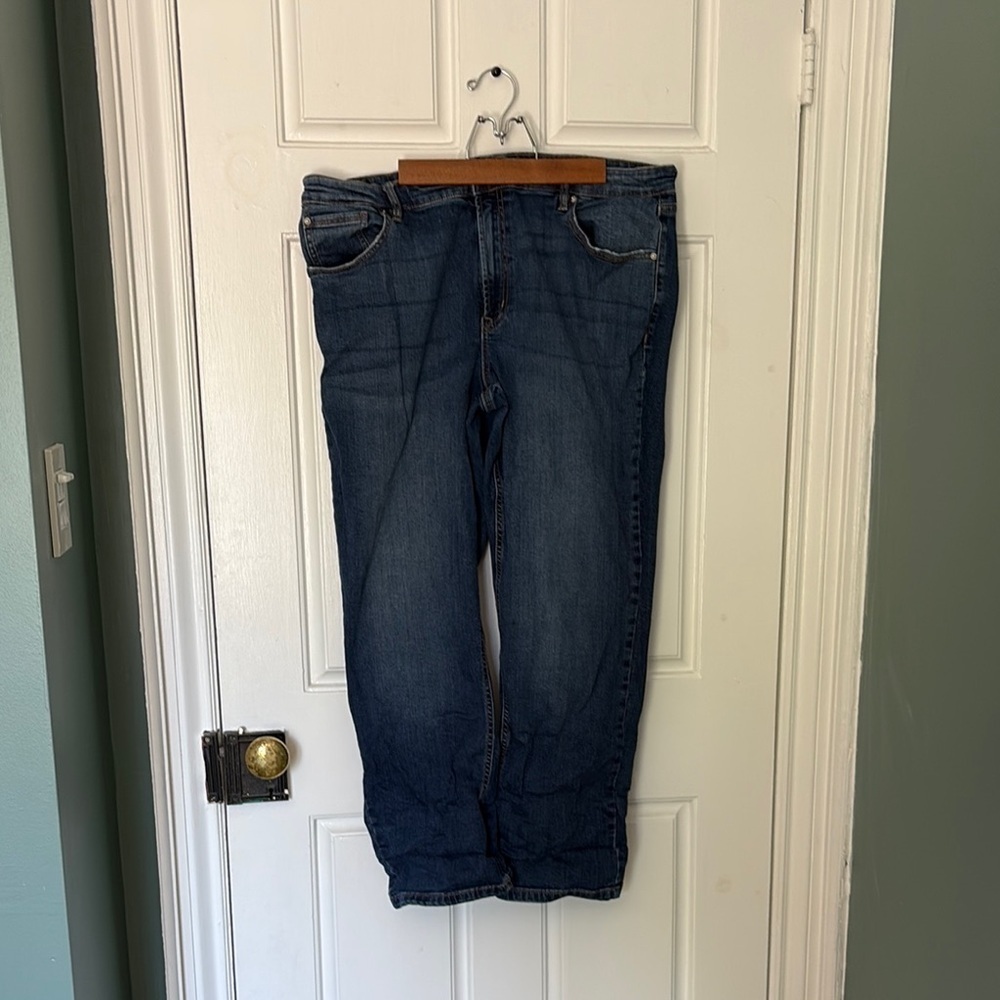 Reitmans “The Vintage” High Rise Straight Jeans